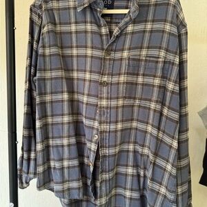 Izod Blue and White Plaid Button-Down Shirt